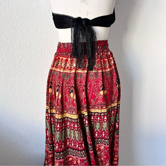 VINTAGE 1970S MULTI PRINTED RED BOHEMIAN MAXI SKIRT - Picture 4 of 7